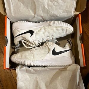 Nike- Women’s Zoom HyperAce 2 Volleyball Shoes